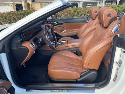 Used 2019 Mercedes-Benz S 560 Cabriolet image 10