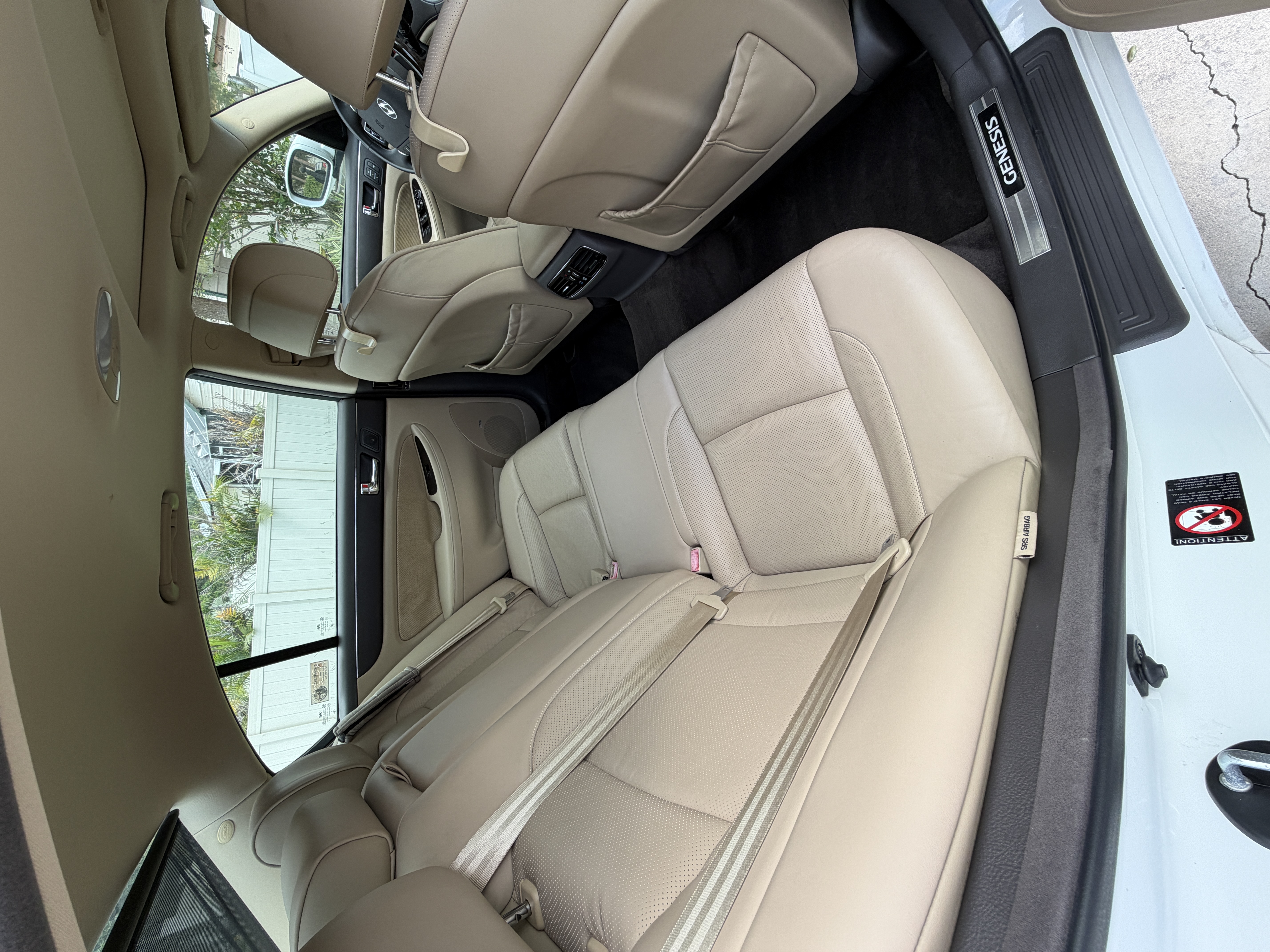 Used 2009 Hyundai Genesis 4.6 w/ Technology Pkg 5 RWD image 13