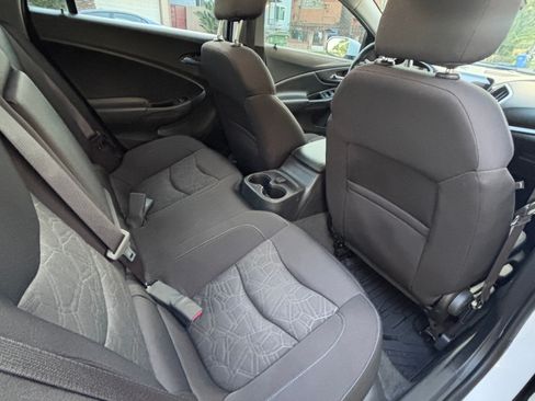 Used 2017 Chevrolet Volt LT image 13