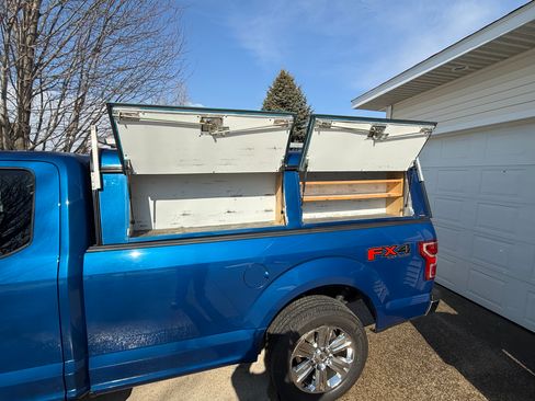 Used 2018 Ford F150 XLT w/ Equipment Group 302A Luxury image 10