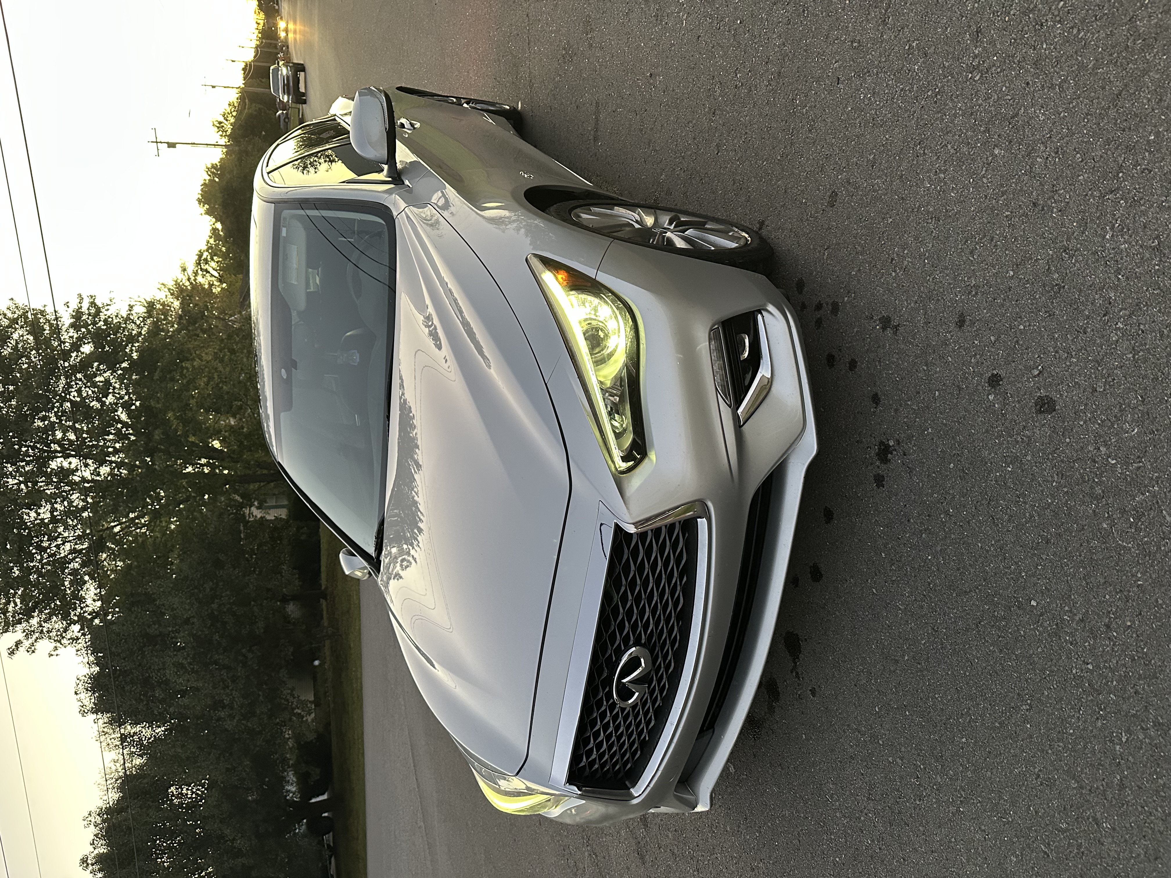 Used 2019 INFINITI Q50 Luxe RWD image 1