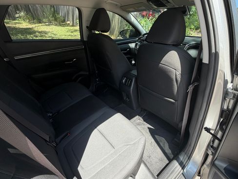 Used 2022 Hyundai Tucson SEL FWD image 4