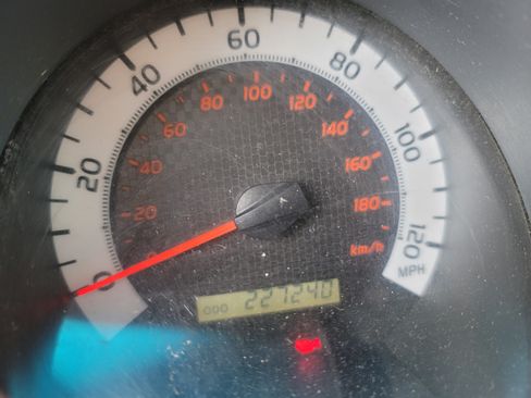 Used 2014 Toyota Tacoma 4x4 Double Cab w/ SR5 Package image 9