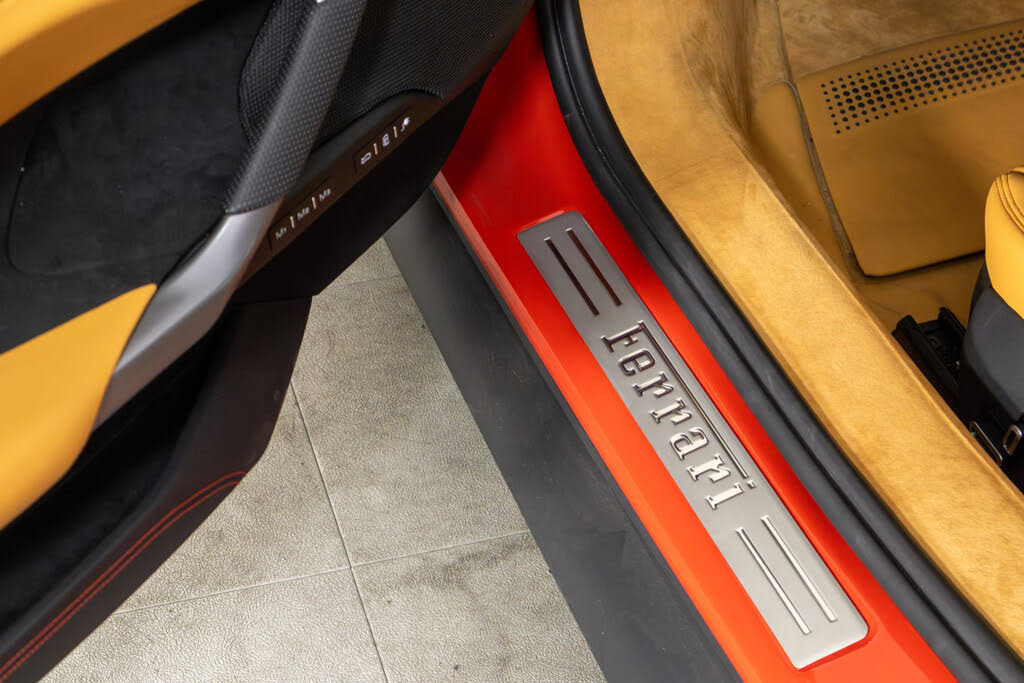 Used 2024 Ferrari 296 GTS RWD image 25