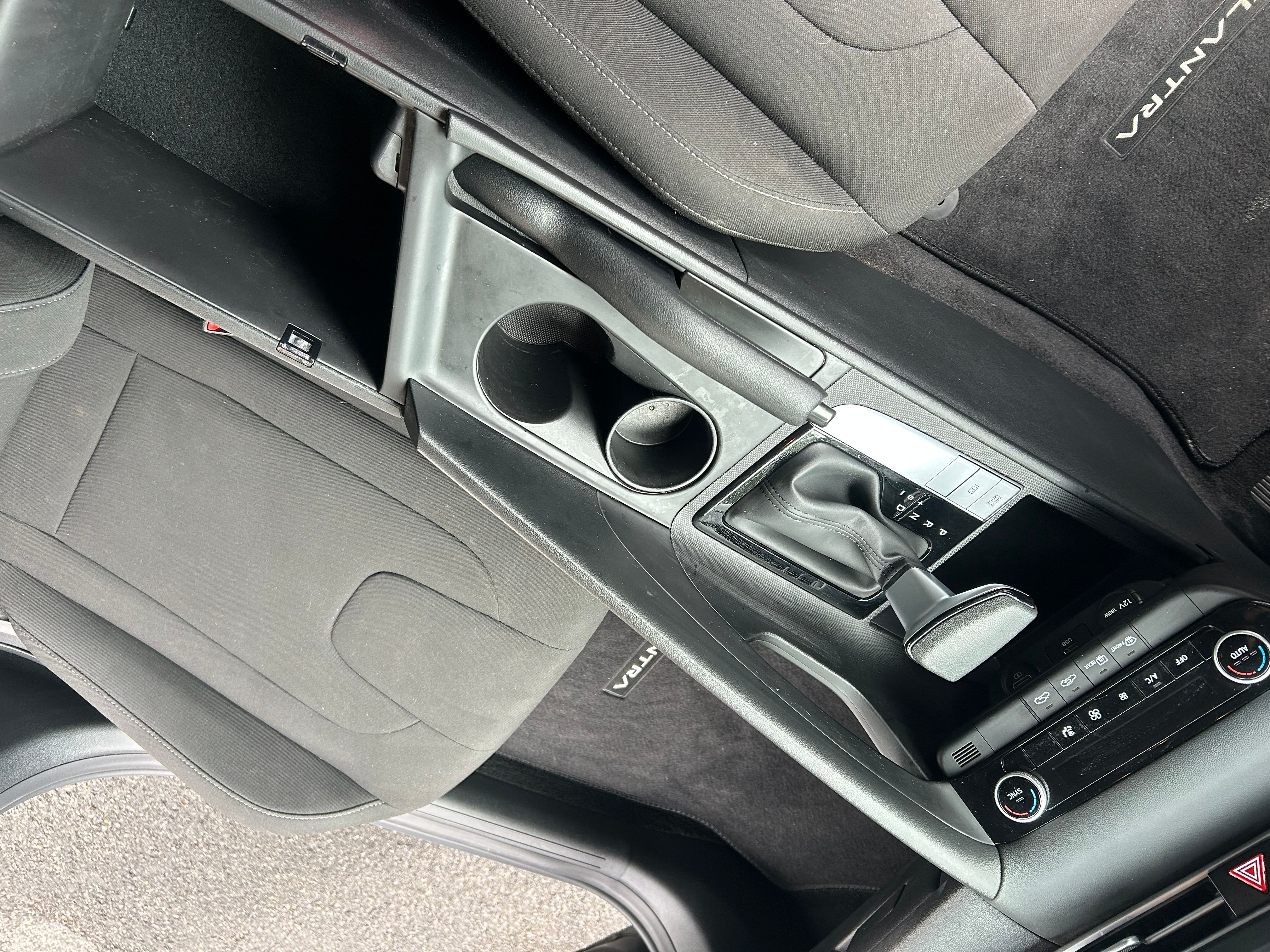 Used 2023 Hyundai Elantra SEL FWD image 22