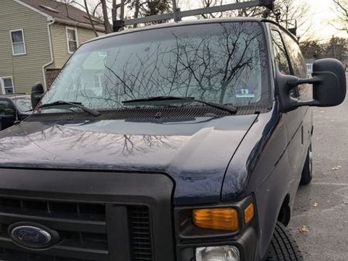 Used 2009 Ford E-250 and Econoline 250 image 1