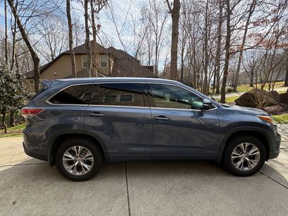 Used 2015 Toyota Highlander XLE