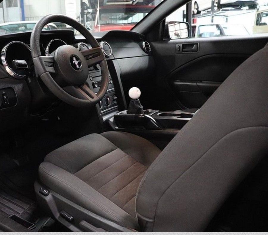 Used 2006 Ford Mustang GT Premium RWD image 10