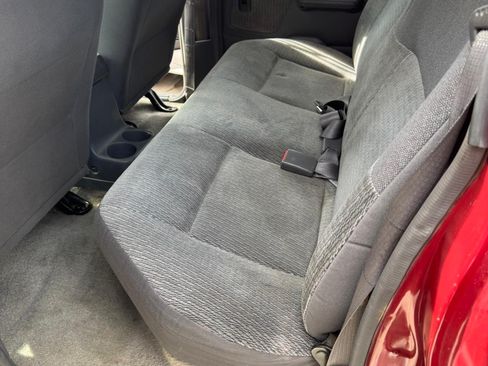 Used 2000 Nissan Frontier XE AWD/4WD image 8