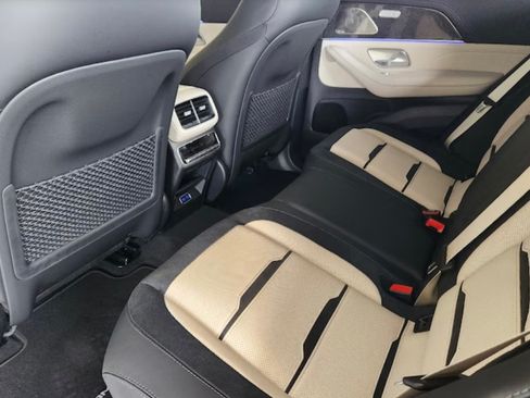 Used 2024 Mercedes-Benz GLE 63 AMG S image 11
