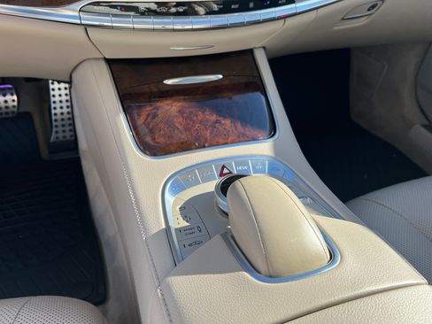 Used 2014 Mercedes-Benz S 550 Sedan image 14