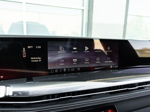 Used 2025 Cadillac Escalade V w/ LPO, ONYX Package image 23