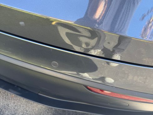 Used 2021 Tesla Model Y Performance image 25