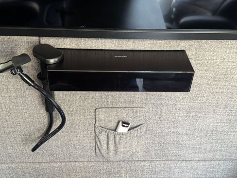 Used 2016 Mercedes-Benz Sprinter 2500 image 27