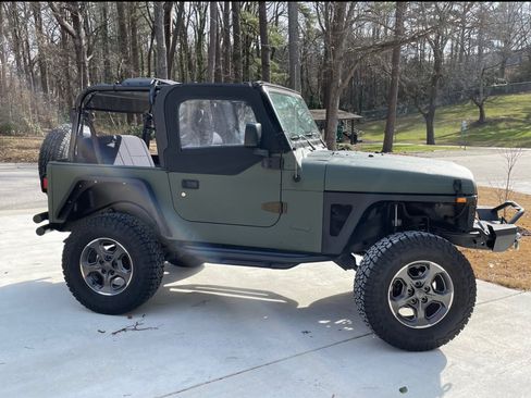 Used 2003 Jeep Wrangler SE AWD/4WD image 2