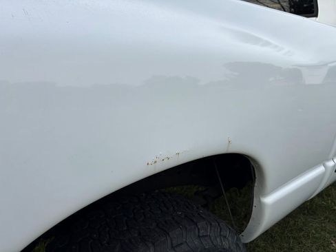 Used 2005 Dodge Ram 2500 Truck SLT image 15