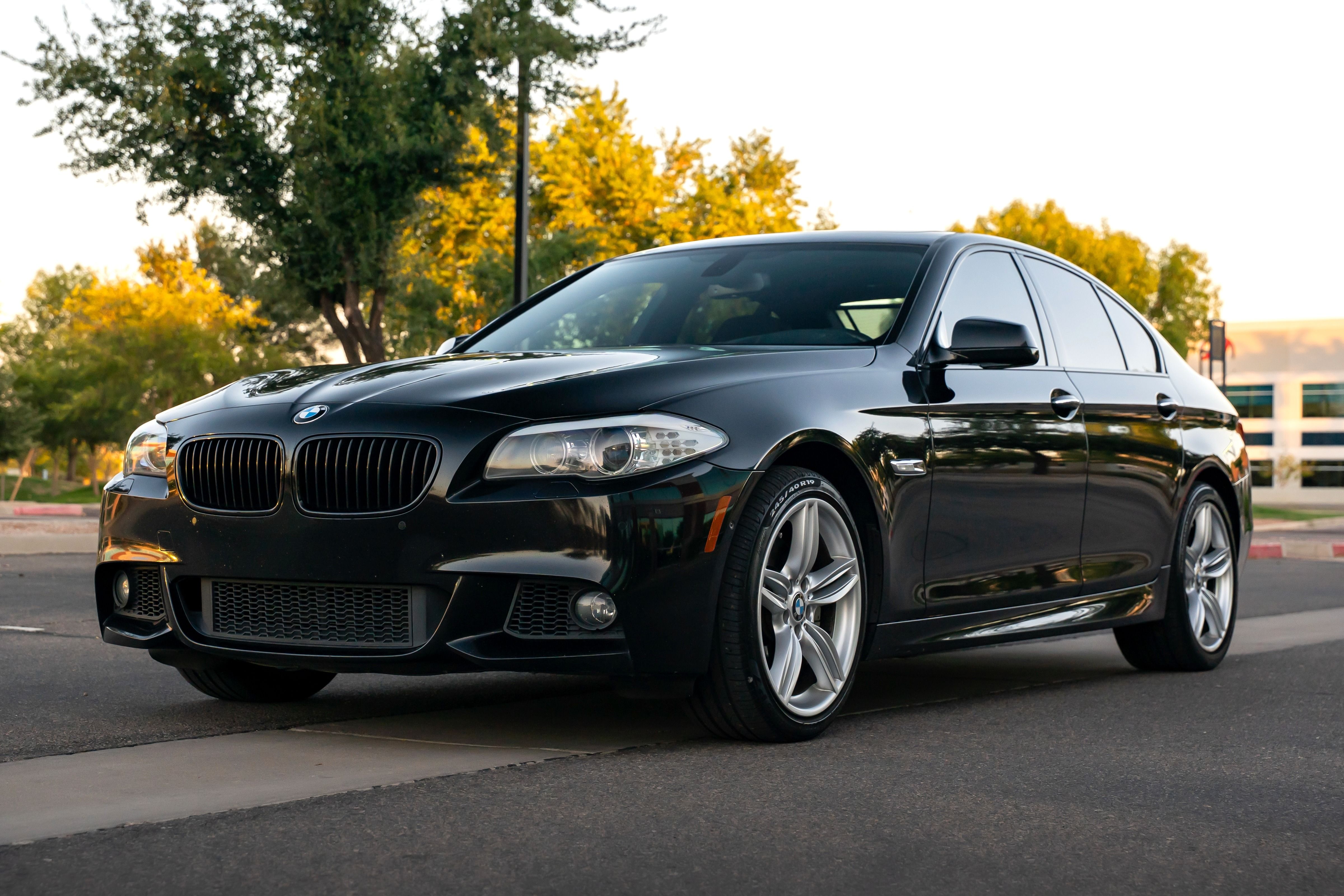 Used 2011 BMW 550i Sedan RWD image 1