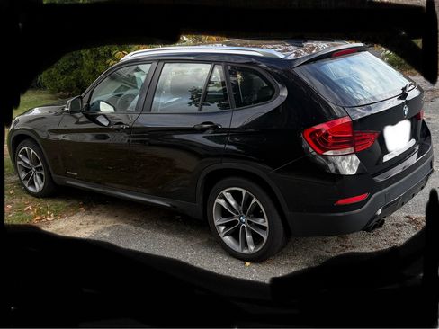 Used 2013 BMW X1 xDrive28i image 1