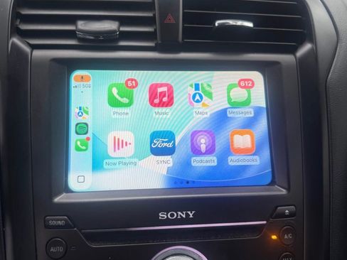 Used 2019 Ford Fusion Titanium image 12