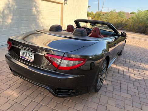 Used 2016 Maserati GranTurismo Sport RWD image 9