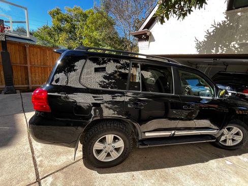 Used 2014 Toyota Land Cruiser image 15