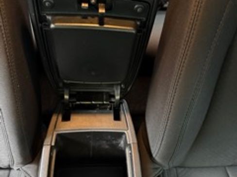 Used 2015 Jeep Wrangler Sport image 16