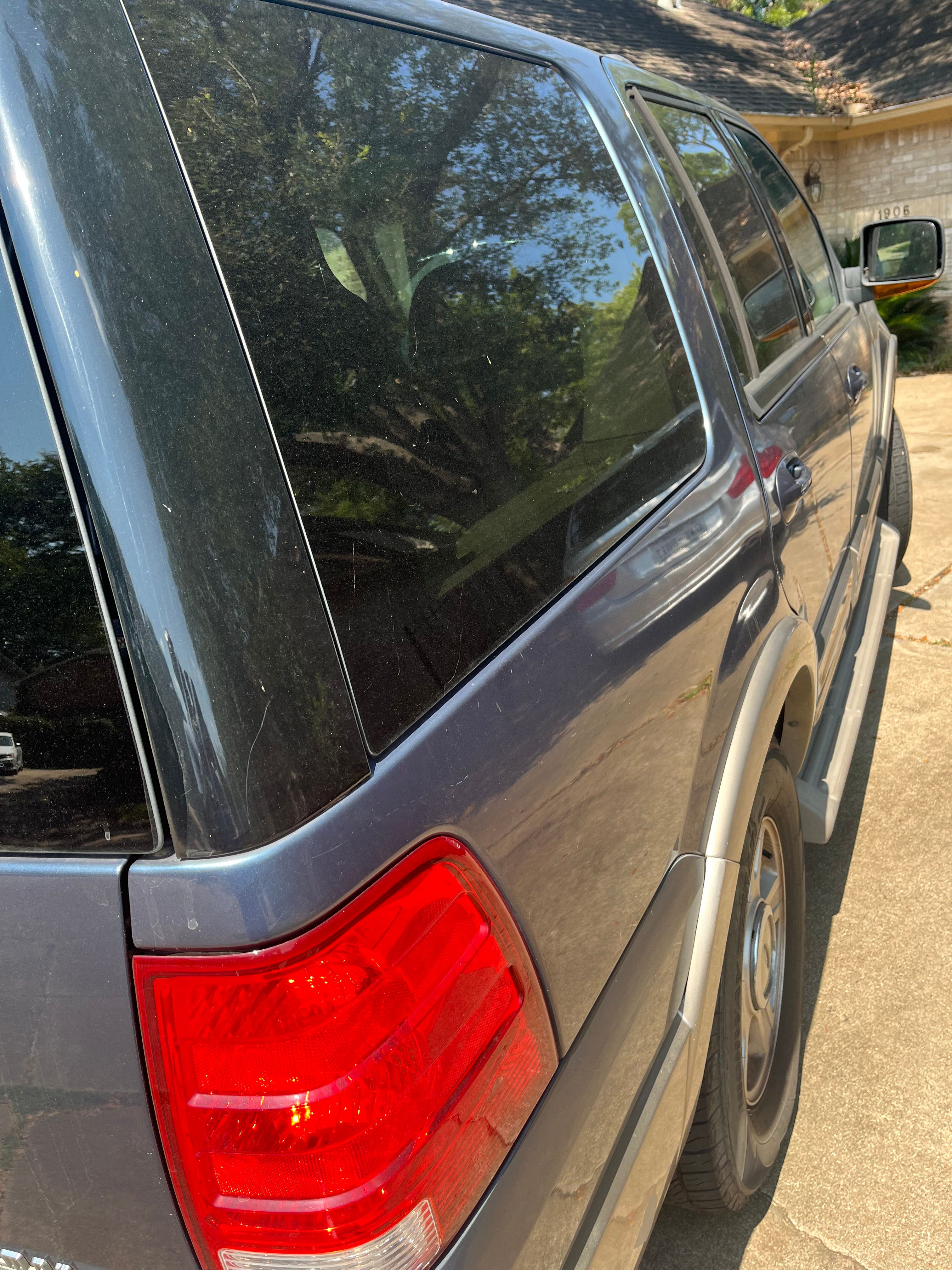 Used 2003 Ford Expedition Eddie Bauer RWD image 7