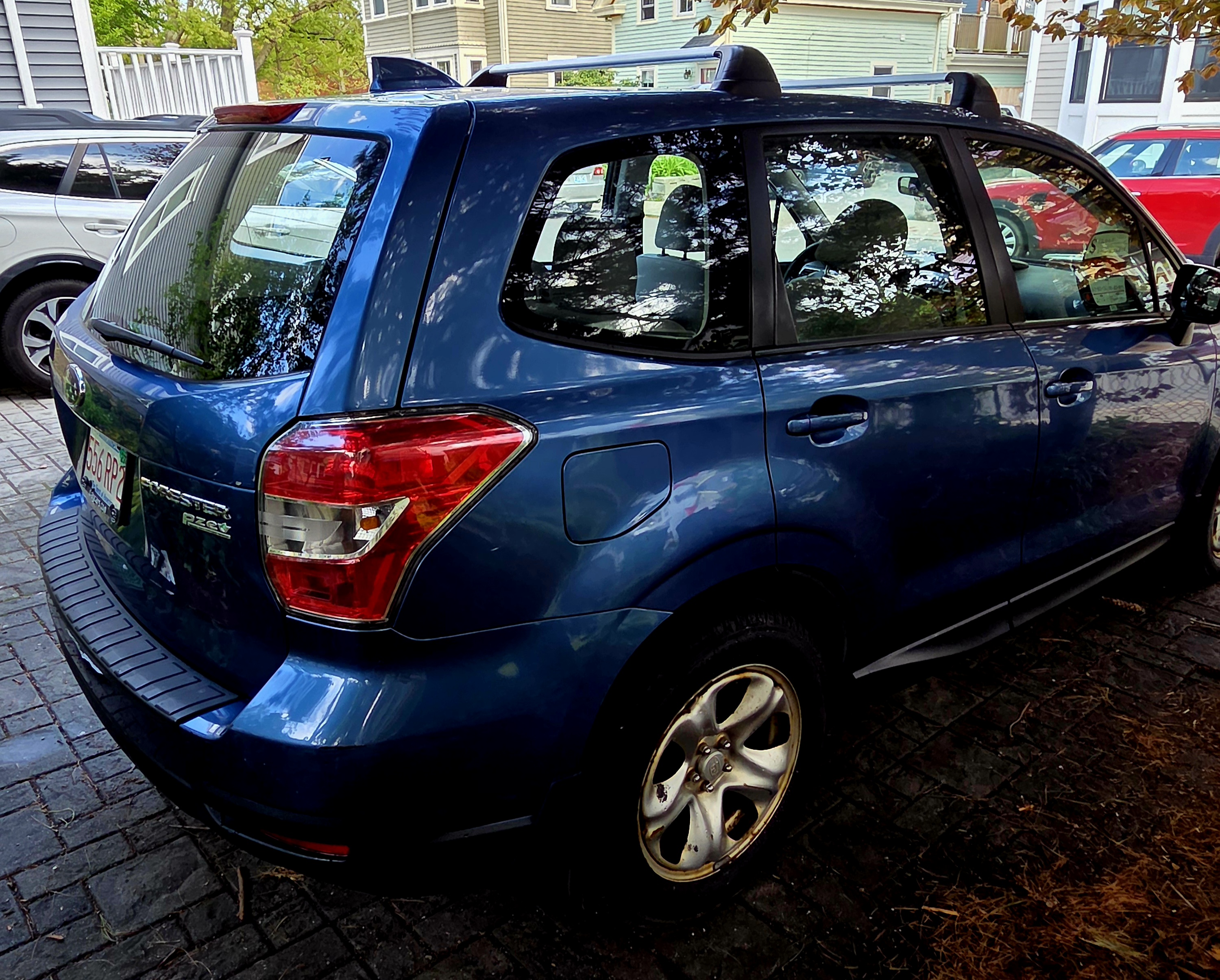 Used 2016 Subaru Forester 2.5i AWD/4WD image 6