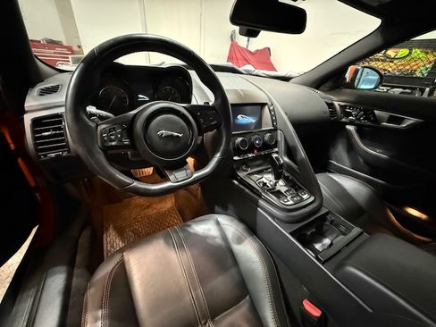Used 2017 Jaguar F-TYPE S image 14