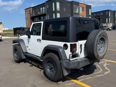 Used 2013 Jeep Wrangler Sport image 17