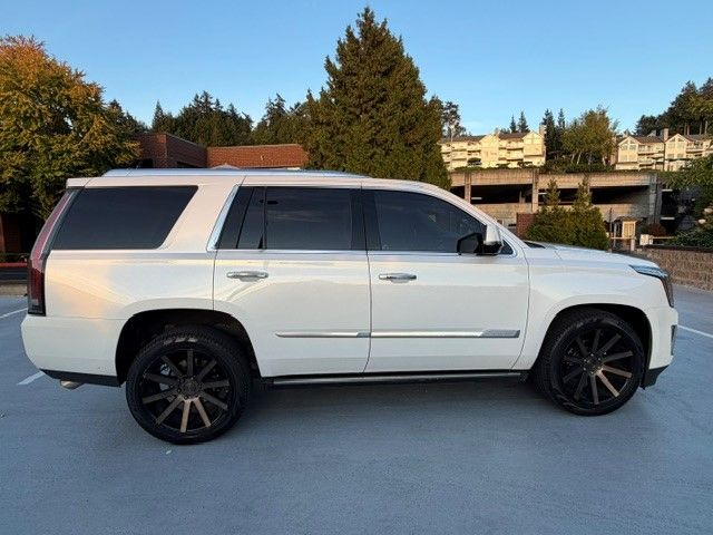 Used 2016 Cadillac Escalade Premium AWD/4WD image 9