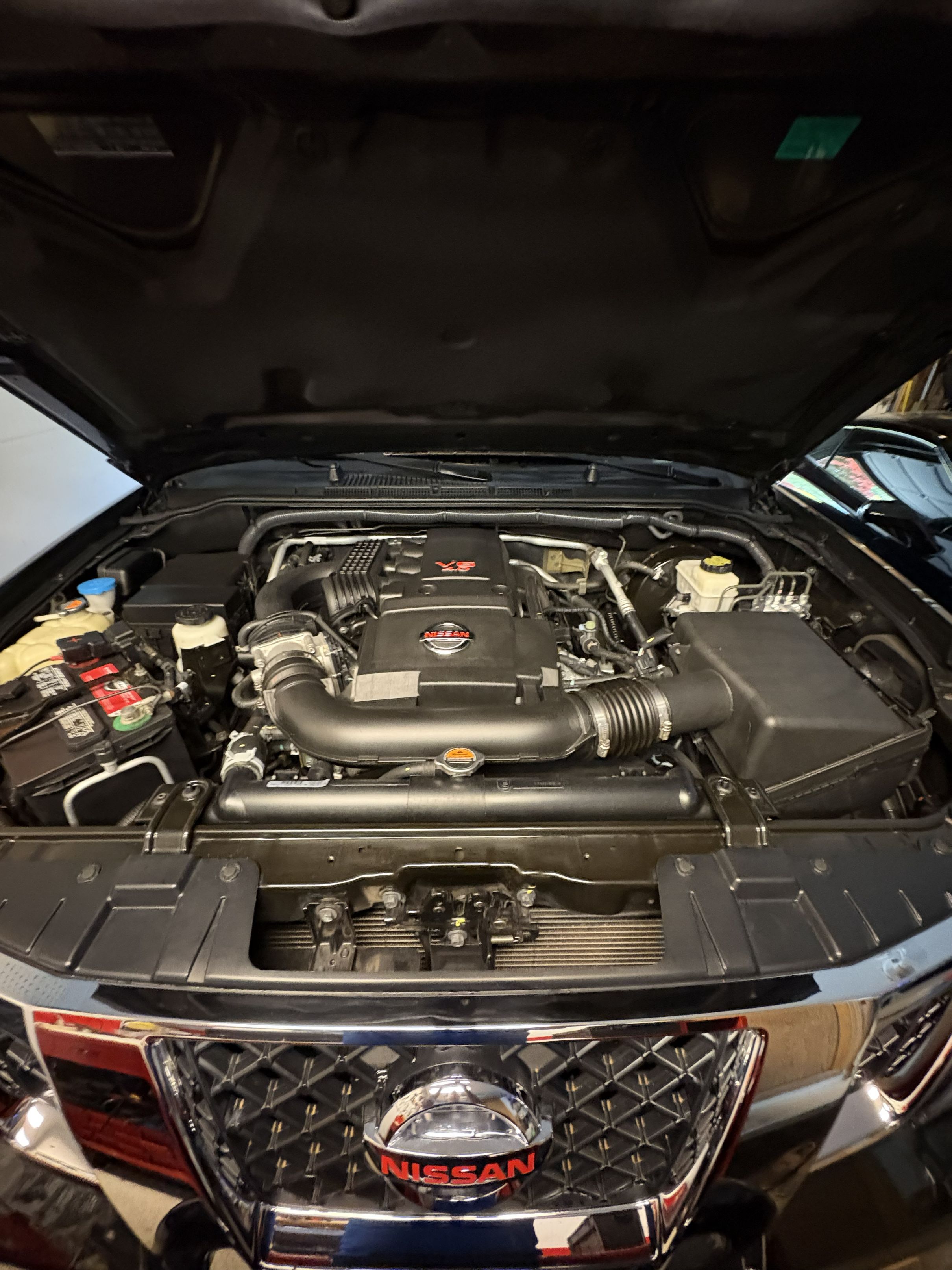 Used 2015 Nissan Frontier SV w/ SV Value Truck Package AWD/4WD image 13