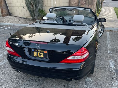 Used 2007 Mercedes-Benz SL 550 image 4