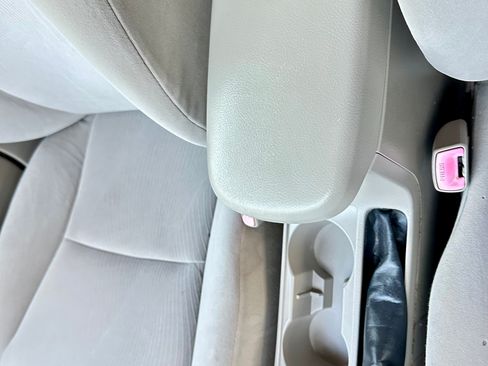 Used 2011 Toyota Corolla LE FWD image 20