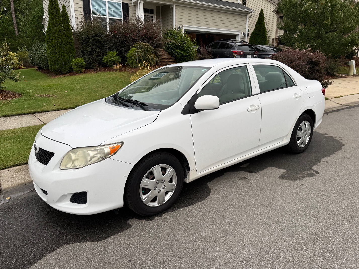 Used 2009 Toyota Corolla LE w/ All Weather Guard Pkg FWD image 1