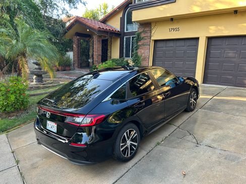 Used 2024 Honda Civic LX image 5