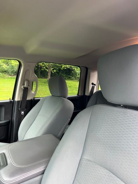 Used 2015 RAM 1500 Express AWD/4WD image 8