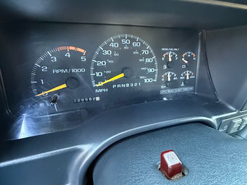 Used 1998 Chevrolet Silverado 2500 4x4 Extended Cab image 14