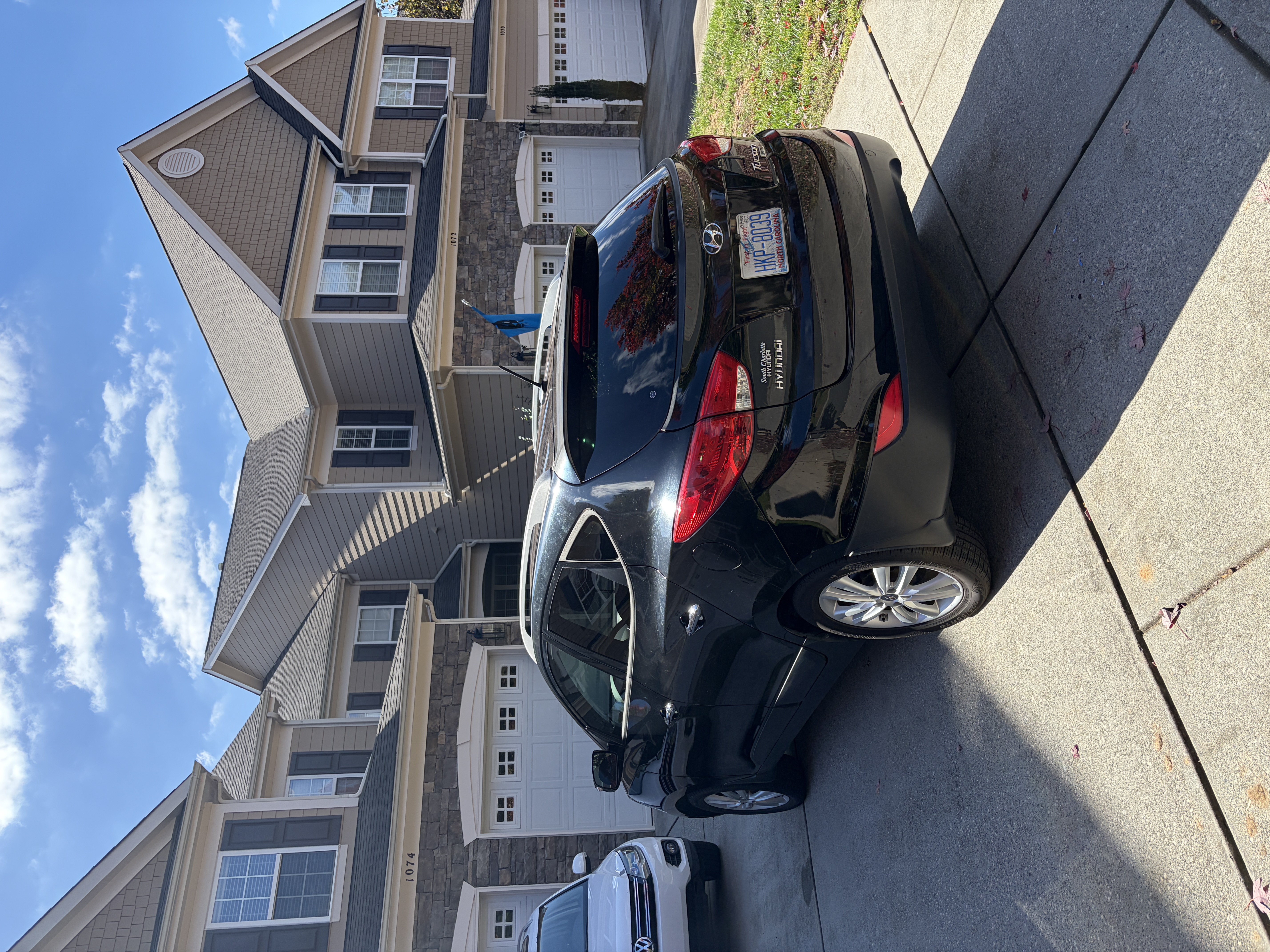 Used 2013 Hyundai Tucson Limited FWD image 2