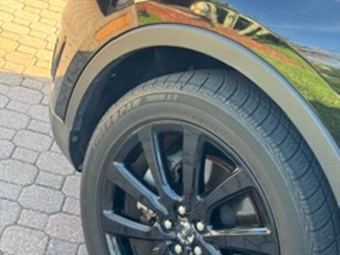 Used 2020 Lincoln Nautilus Reserve FWD image 12