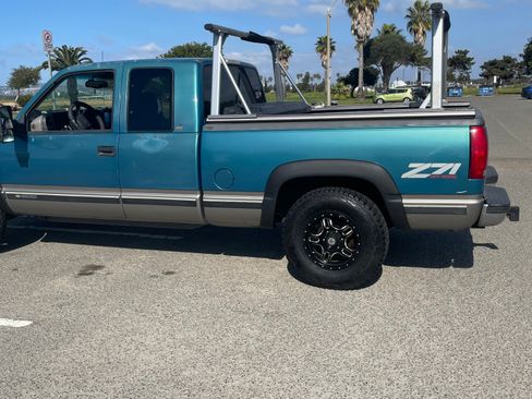 Used 1998 Chevrolet Silverado 1500 4x4 Extended Cab w/ Preferred Equipment Group 3 image 4