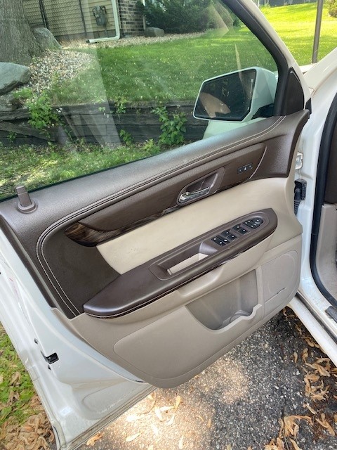 Used 2014 GMC Acadia Denali FWD image 11
