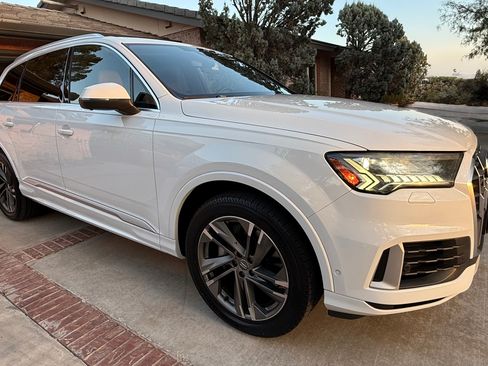 Used 2021 Audi Q7 3.0T Premium Plus w/ Premium Plus Package AWD/4WD image 10
