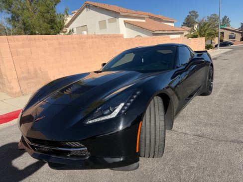 Used 2015 Chevrolet Corvette Stingray Coupe w/ 3LT Preferred Equipment Group image 2