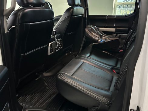 Used 2020 Ford F350 Lariat w/ Lariat Ultimate Package image 8
