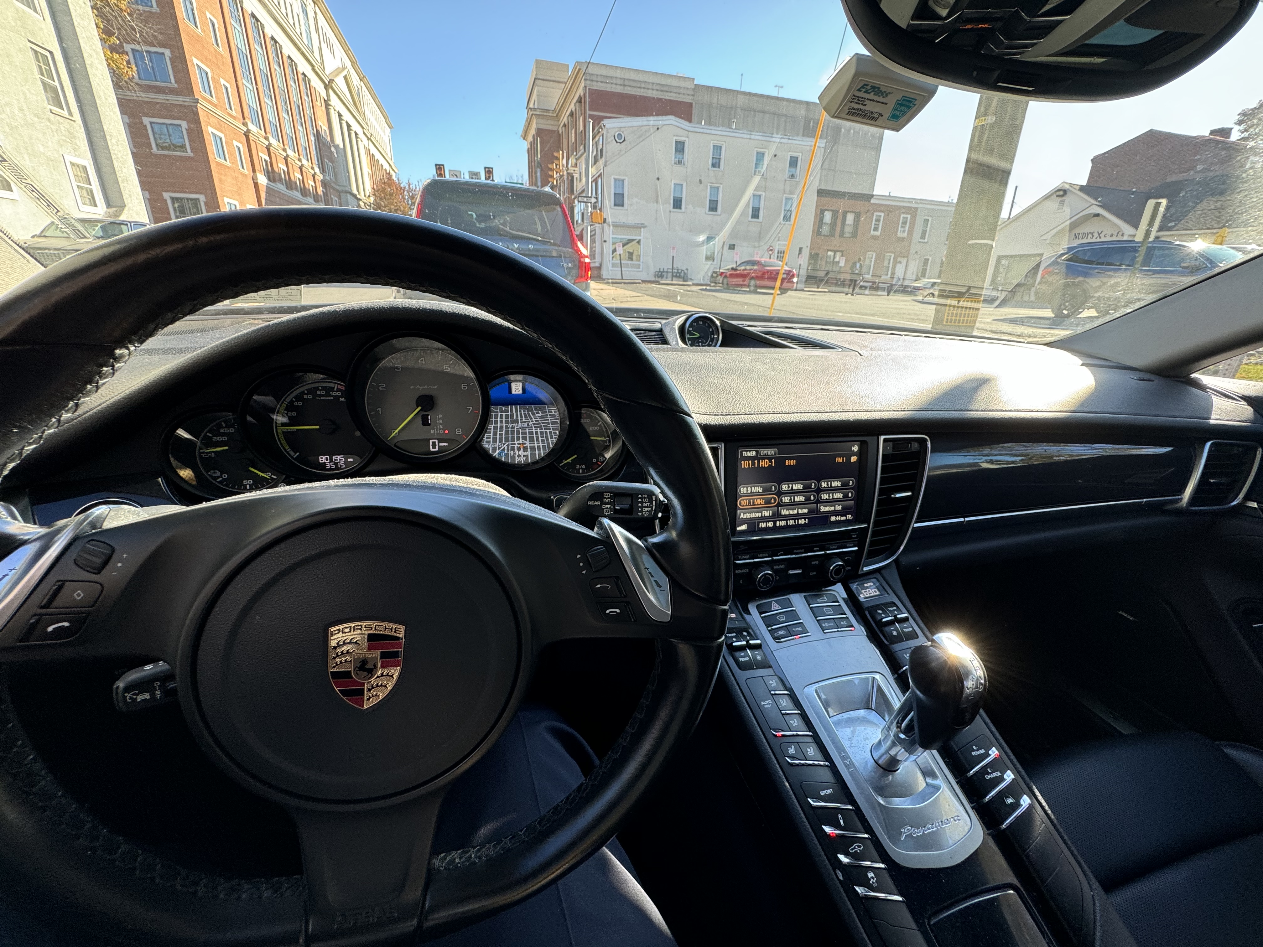 Used 2016 Porsche Panamera S RWD image 11