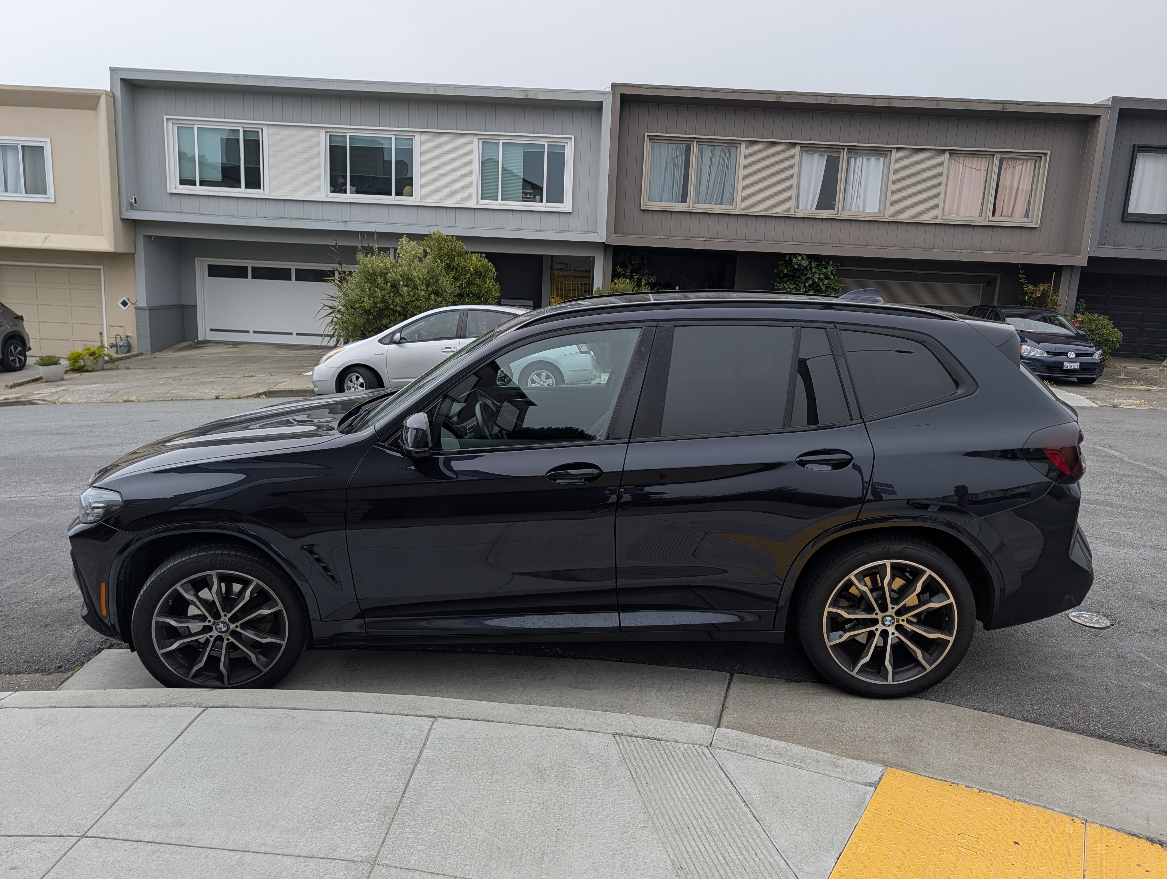 Used 2022 BMW X3 xDrive30i w/ M Sport Package 2 AWD/4WD image 10