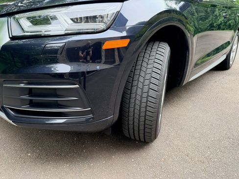 Used 2018 Audi Q5 2.0T Premium Plus w/ Premium Plus Package AWD/4WD image 6