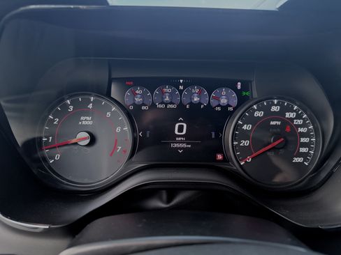 Used 2019 Chevrolet Camaro ZL1 image 22