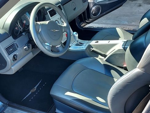 Used 2005 Chrysler Crossfire Limited image 5